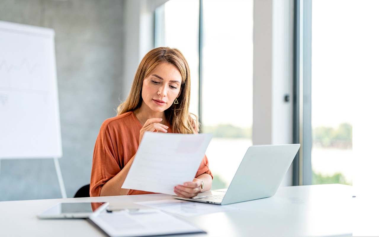 Impresora imprime cortado