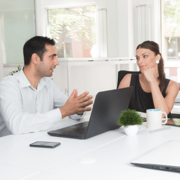 Cómo ayuda un equipo multifuncional en servicios legales